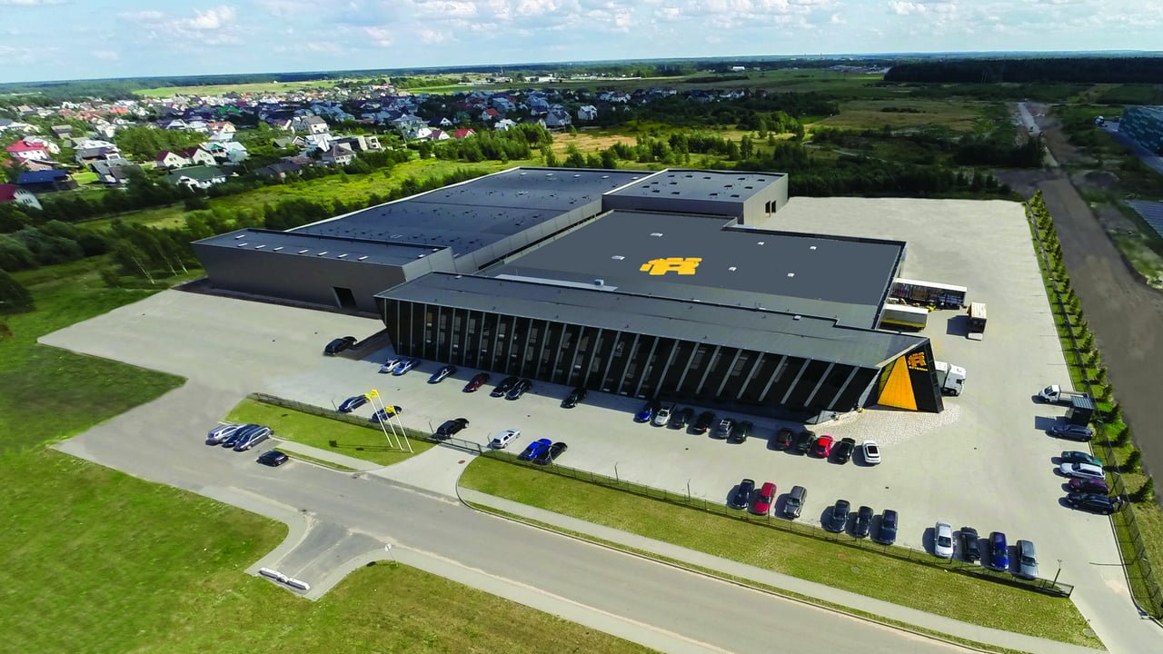 завод ворот RYTERNA в Литве